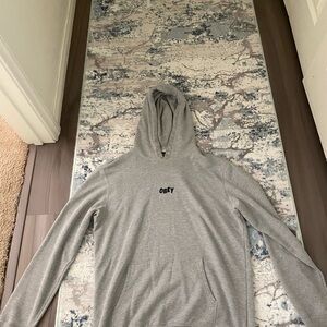 Obey sweater size L